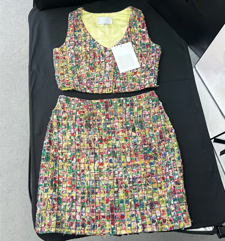 Conjunto de Falda y Top de Pun - Winter Clothing Color reseña y precio
